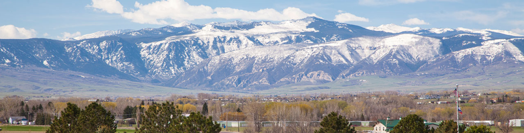 Photo of the Bighorn Mountains above the town of Sheridan, Wyoming