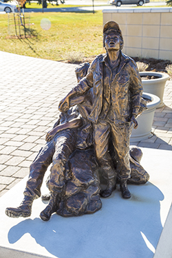 Veterans Plaza